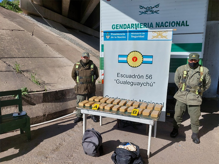 Gendarmer A Secuestr Casi Kilos De Marihuana En La Autov A Artigas