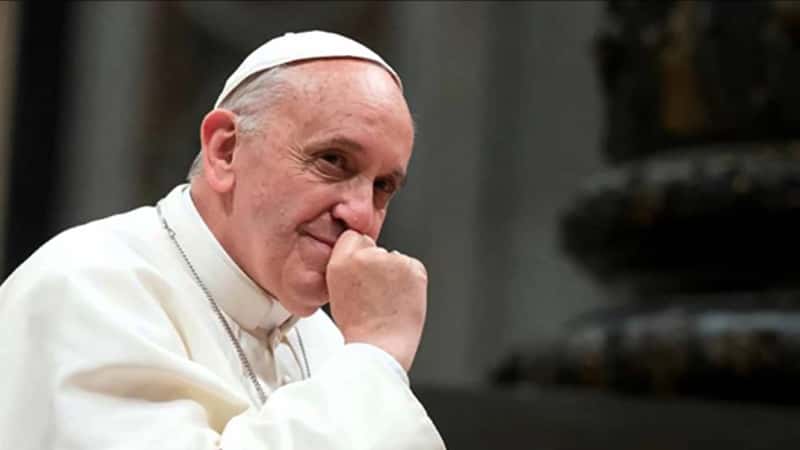 El Papa visitó las Obras de Caridad