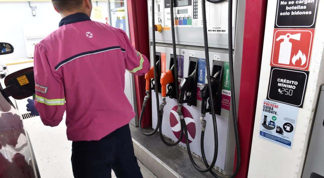 Axion también bajó el precio de sus combustibles  hasta 1,5%