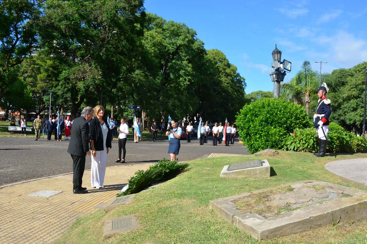 Se realizaron homenajes por el aniversario de las Batallas de San Lorenzo y Caseros
