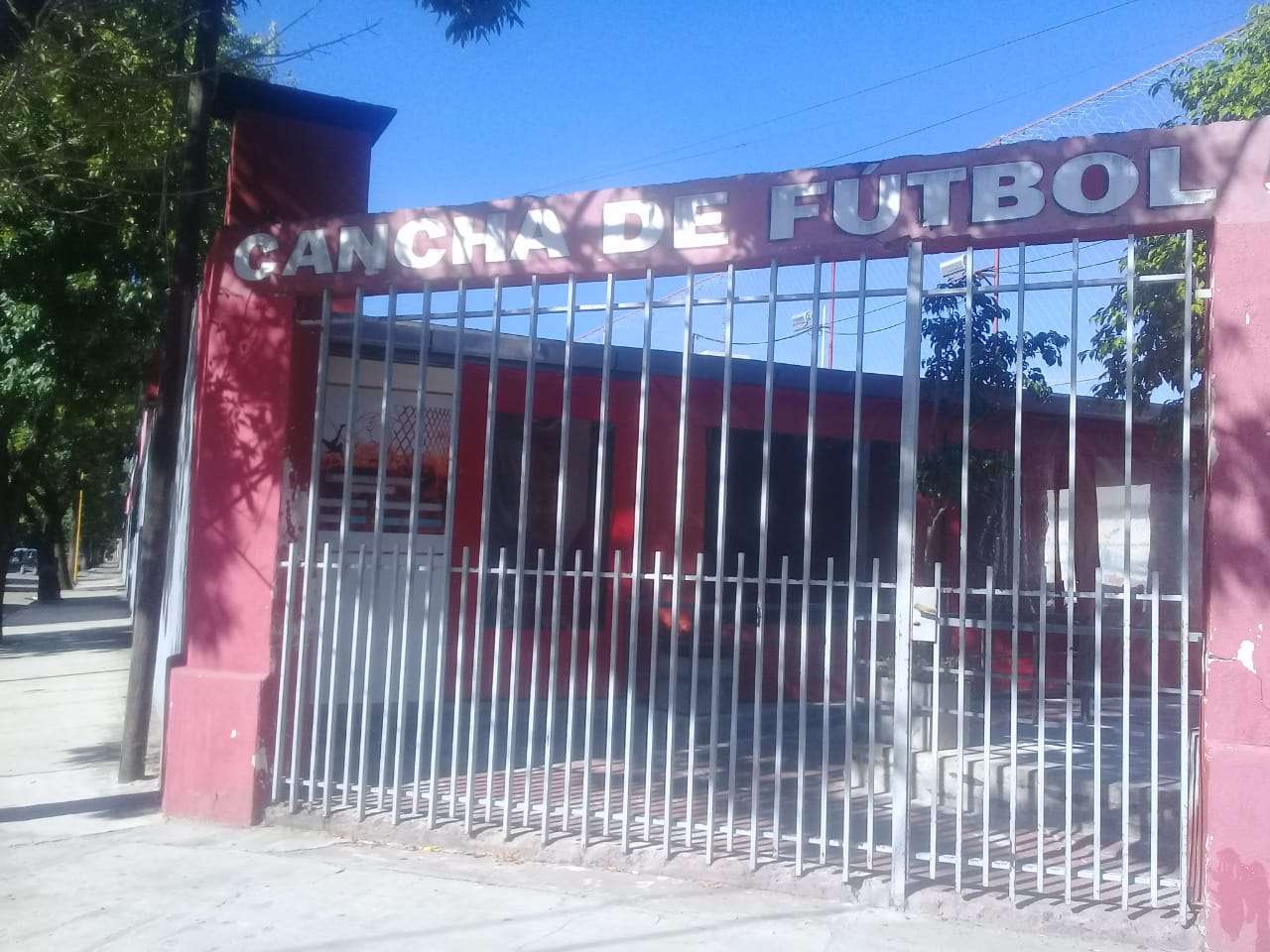 Robaron en la cancha de fútbol  cinco del Club Independiente 