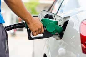 Sigue en baja el consumo de combustible en la provincia