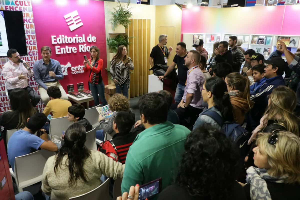 Entre Ríos presentó a sus escritores en la Feria del Libro