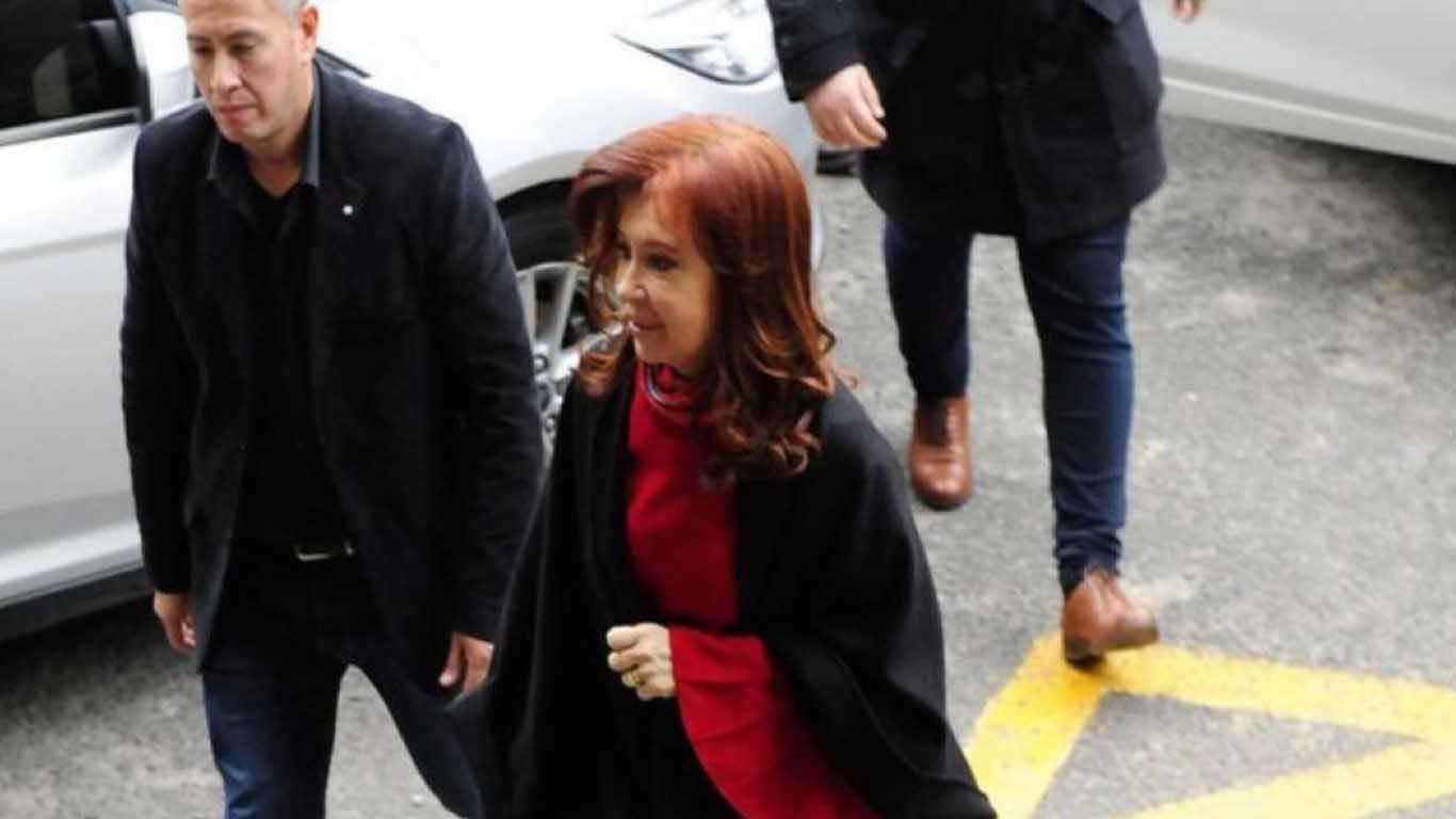 Cristina Kirchner asistió a la cuarta audiencia del juicio en su contra