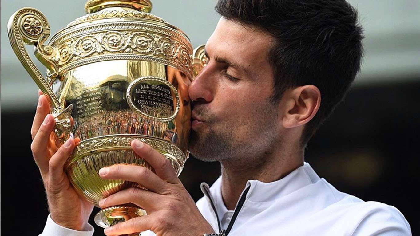 Djokovic le ganó a Federer y es otra vez campeón de Wimbledon