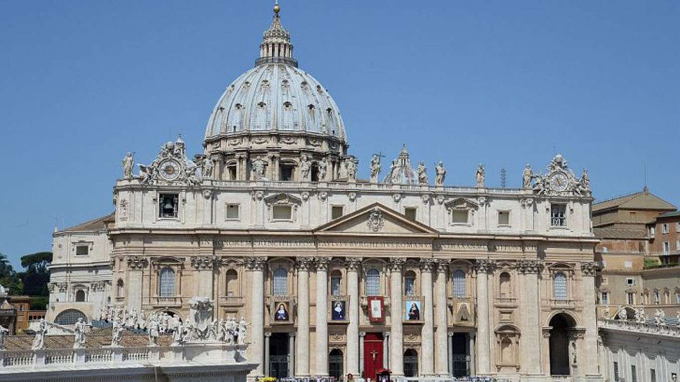 Francisco vigila de cerca al Banco del Vaticano: podrán  revisar todas sus cuentas