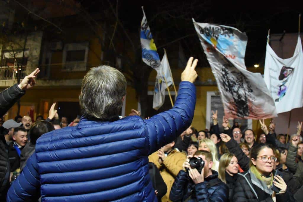 En la ciudad Fernández-Macri polarizaron y apenas se sacaron menos de un punto