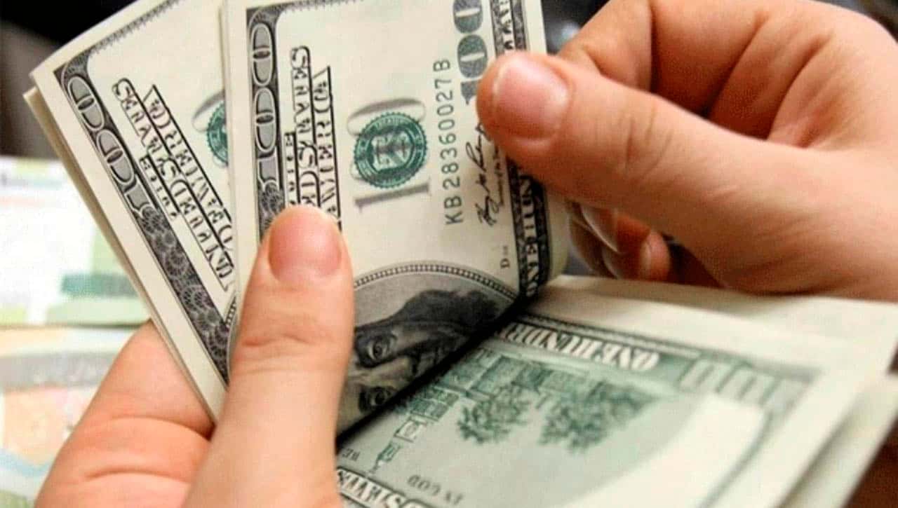El dólar cotiza a $ 62 en el Banco Nación