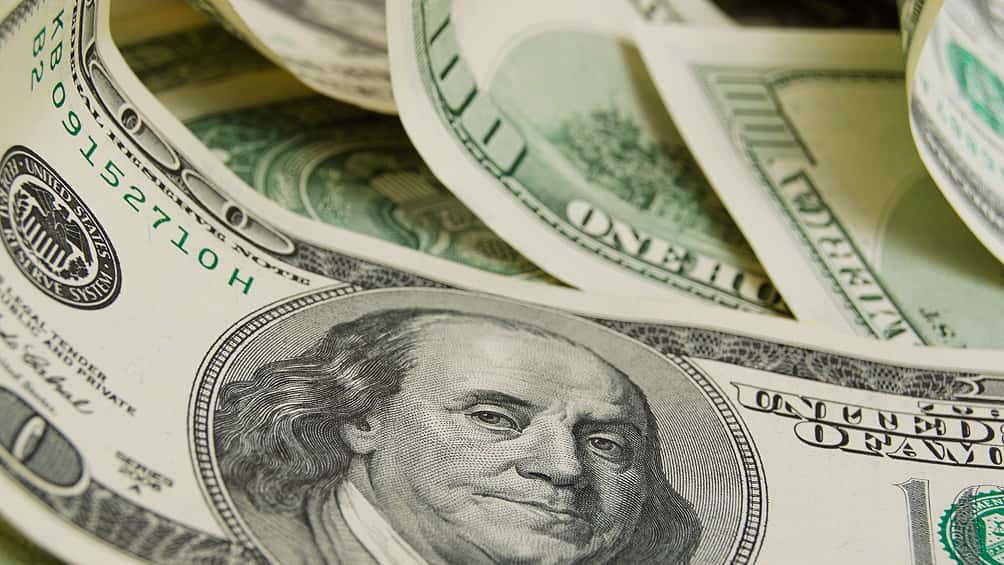 El dólar abrió sin cambios a $57 en Banco Nación