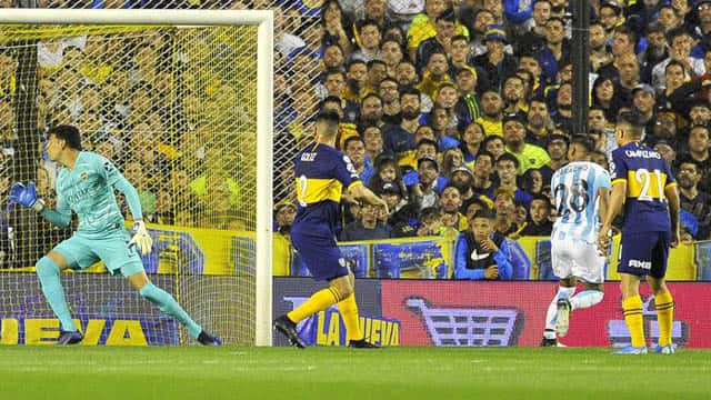 Superliga:  Boca se quedó sin invicto y perdió ante Racing en la Bombonera