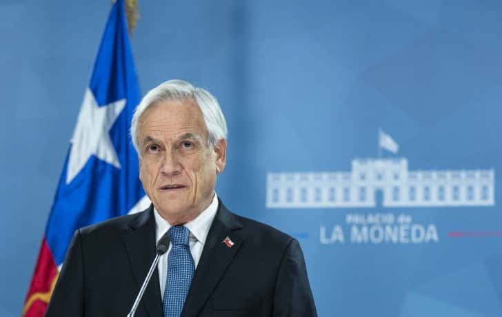 Piñera le pidió la renuncia a todos sus ministros para diseñar un nuevo gabinete