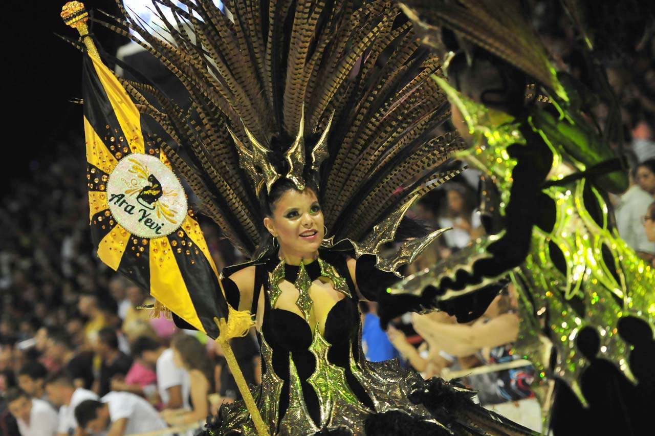 Carnaval: sigue la  promoción de entradas  para el público  de Gualeguaychú