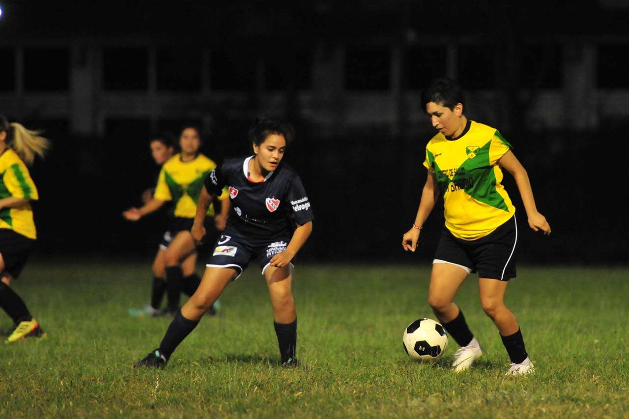 Fútbol Femenino:  con televisación de TNT Sports,  la ciudad será sede de un  interesante cuadrangular