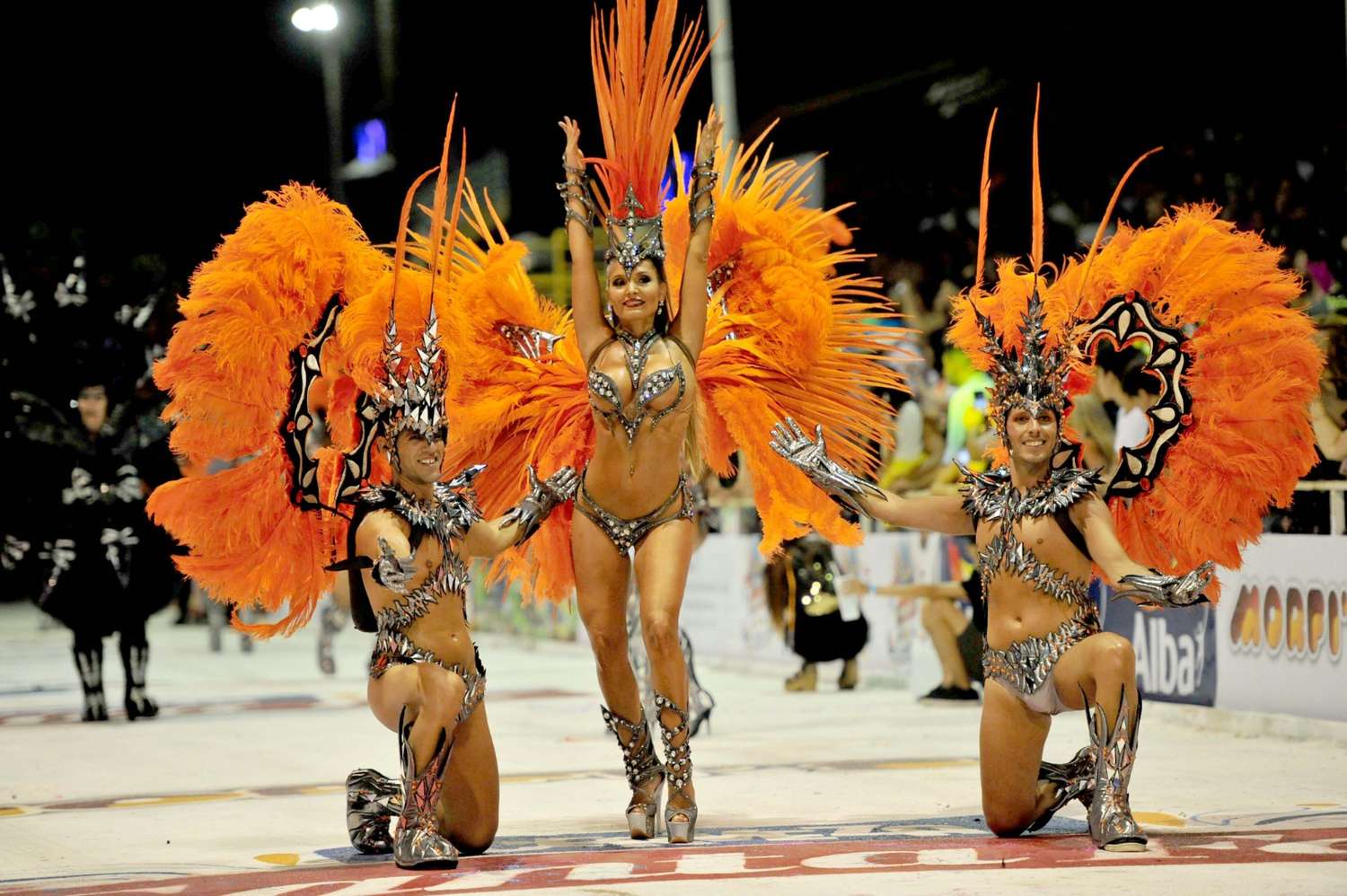 O’Bahía, Papelitos  y Ará Yeví las protagonistas del Carnaval del País