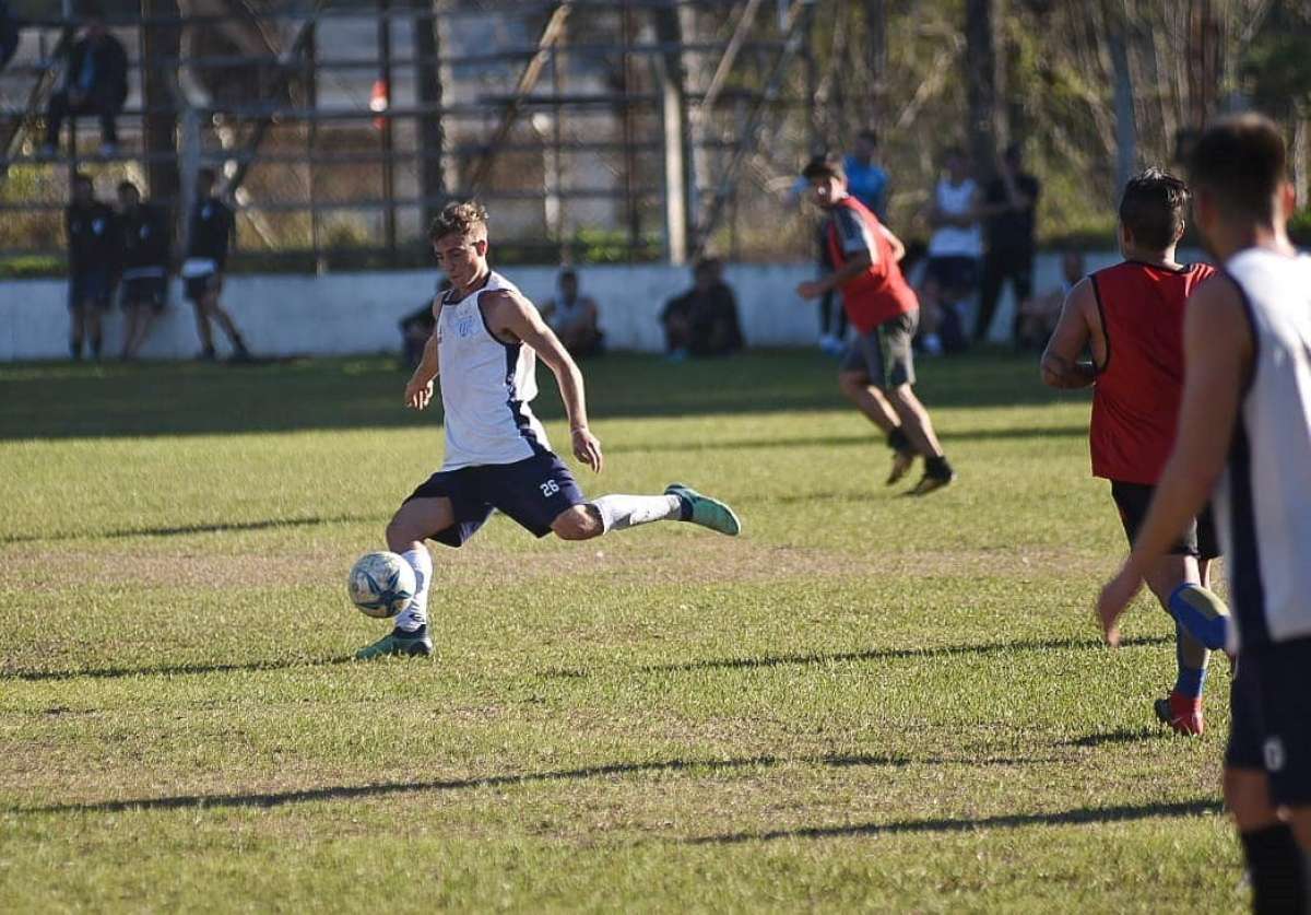Federal A: Juventud Unida venció a Deportivo Urdinarrain en un amistoso