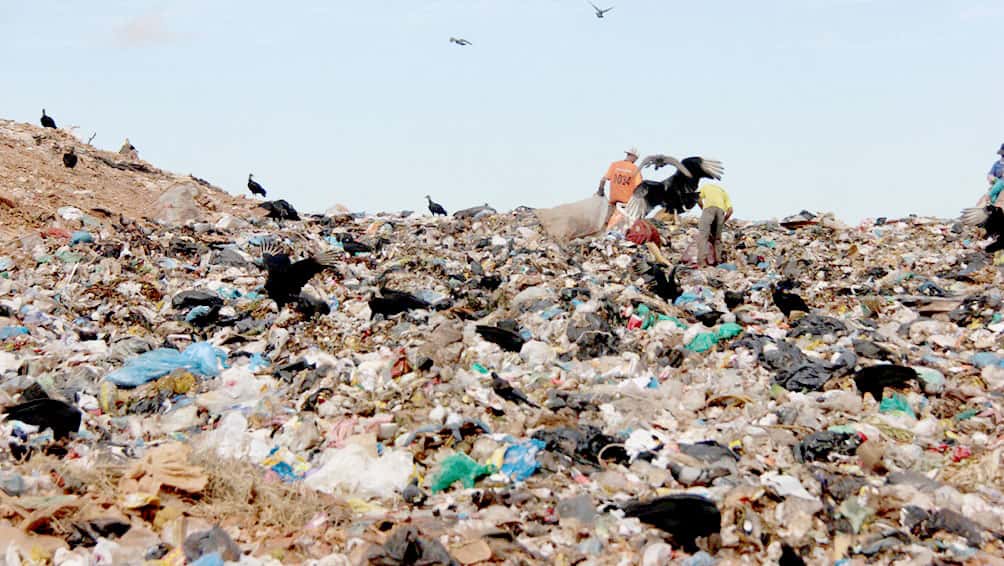 El Gobierno derogó el decreto de Macri que habilitaba la importación de basura