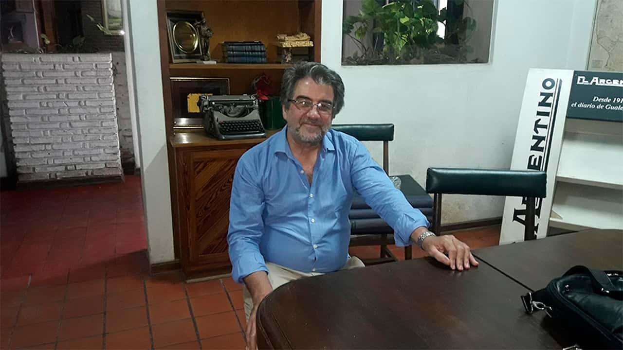 Diálogo con Alejandro Fernández, doctor en Historia: “Cuando escucho en historia que ´esta es la versión  definitiva´, percibo esa frase con desconfianza”