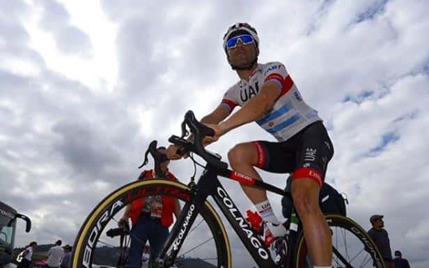El ciclista argentino Richeze es uno de los 12 deportistas de élite con coronavirus