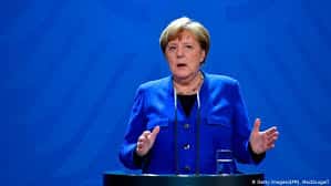Angela Merkel, en aislamiento