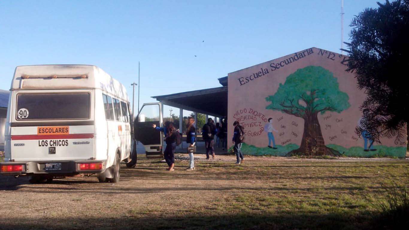 Transportistas escolares rurales advierten  que están en situación de quebranto 