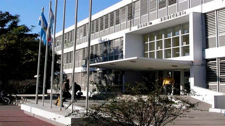 Empleados judiciales de Entre Ríos están en  alerta por la convocatoria a trabajar del STJ