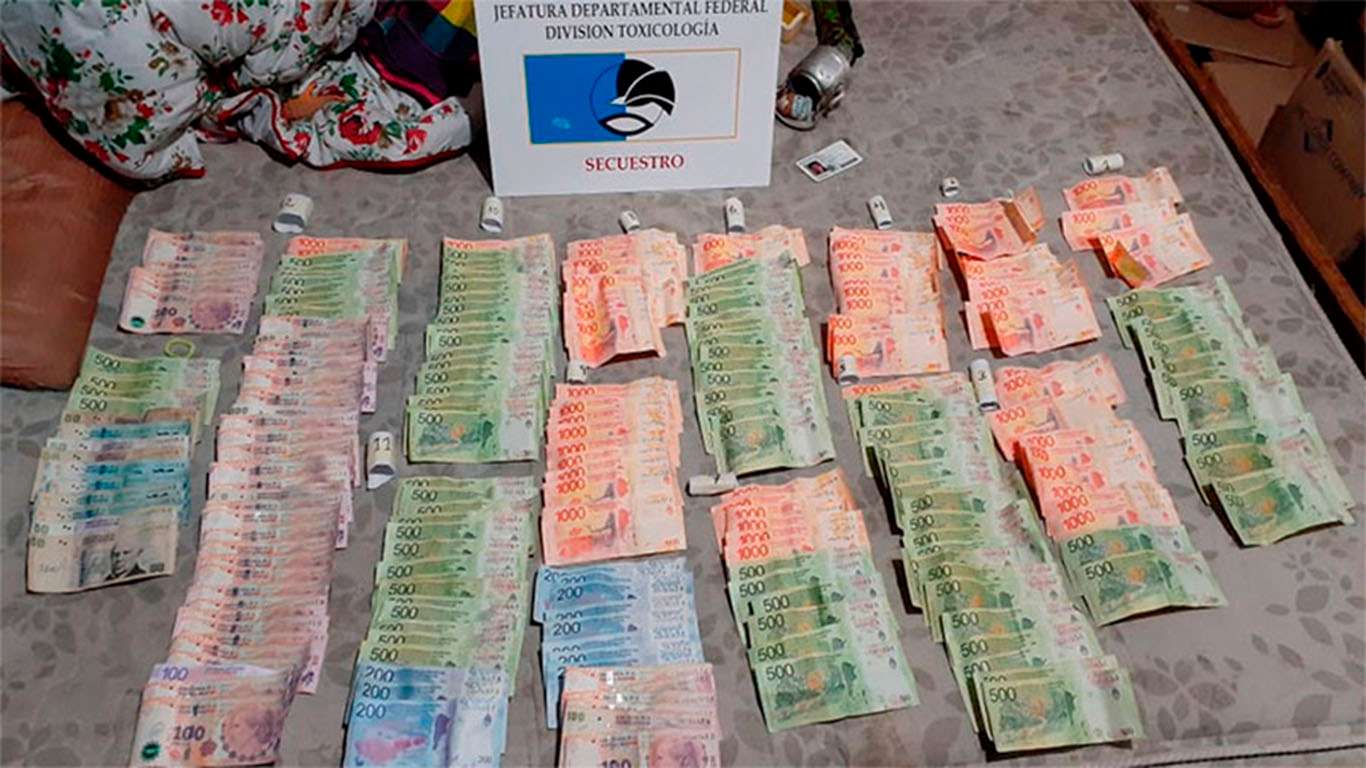 Narcomenudeo y allanamientos: incautaron  drogas y dinero en tres localidades entrerrianas