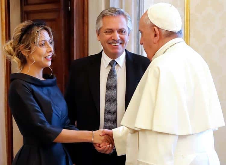 De  Latino América   y el Caribe: El Papa realizará hoy una videoconferencia con  nueve  primeras damas