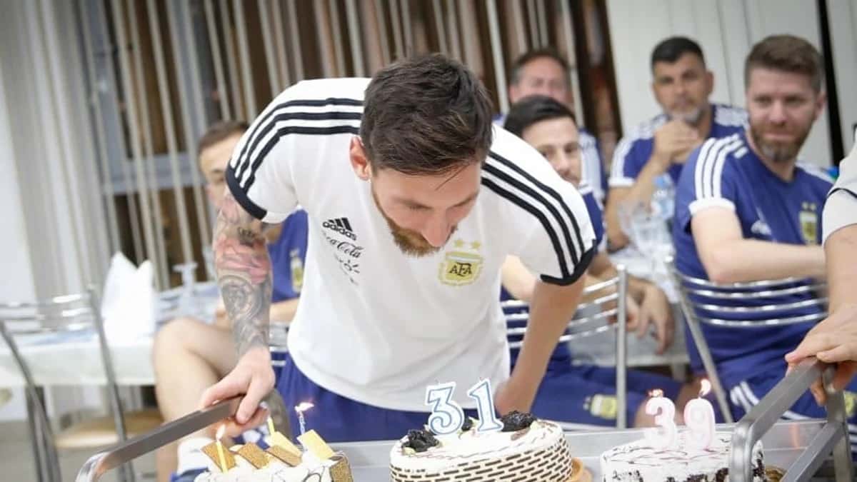 Multan a hinchas por celebrar cumpleaños de Messi 