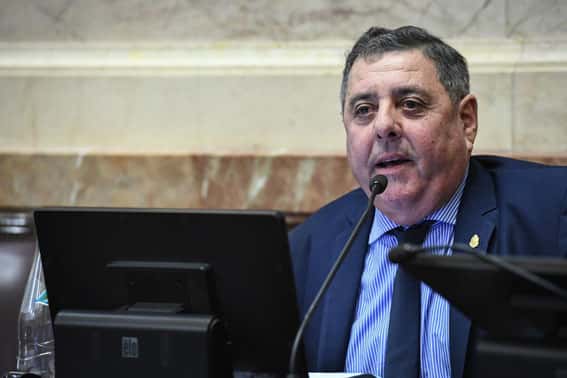 De Ángelis propone que  los recursos a los  municipios lleguen con más celeridad