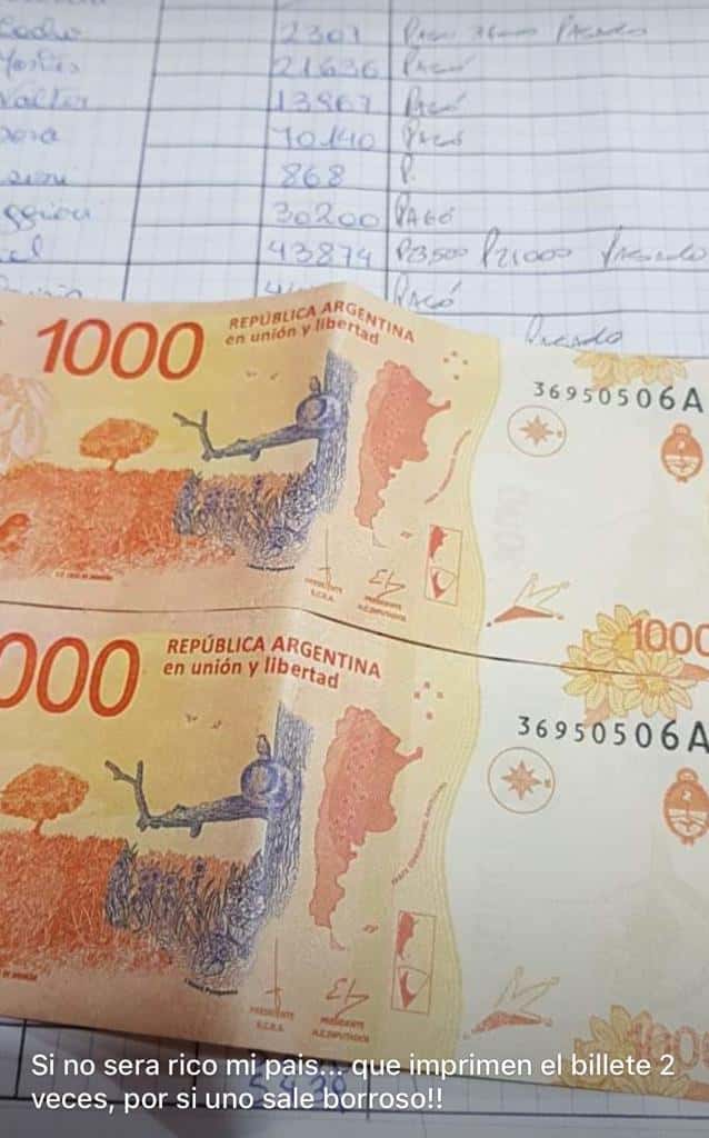 Billetes de 1000  pesos de curso   legal con la misma  serie numérica 