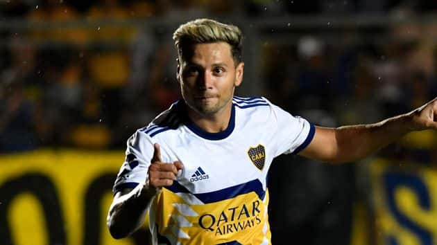 Zárate arregló su contrato y ahora Boca espera la firma de Carlos Tévez