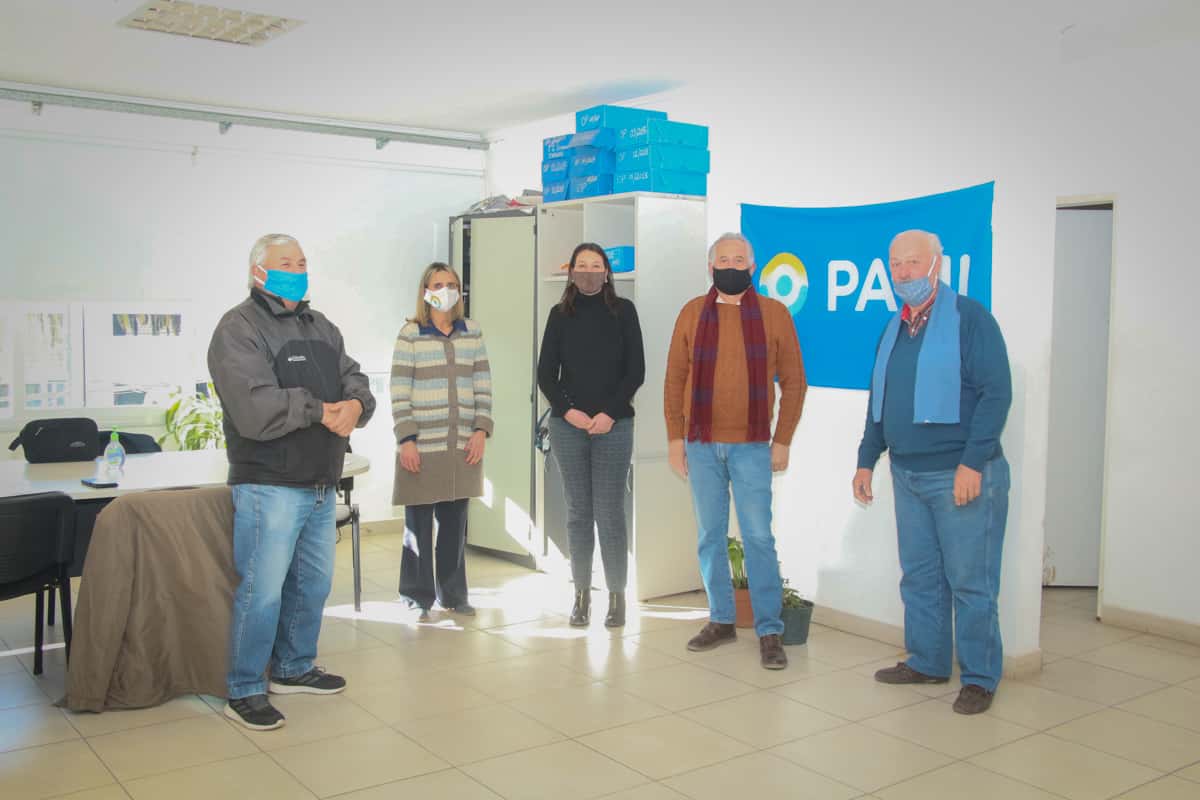 PAMI Gualeguaychú entregó el subsidio solidario a los centros de jubilados