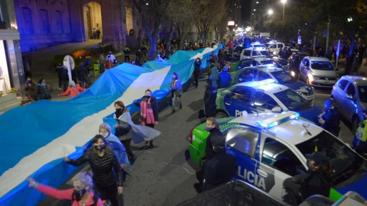 Firme repudio desde los ámbitos político y gremial a la protesta policial bonaerense en Olivos