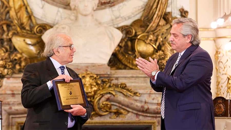 Cuarenta años del Premio Nobel de la Paz a Adolfo Pérez Esquivel