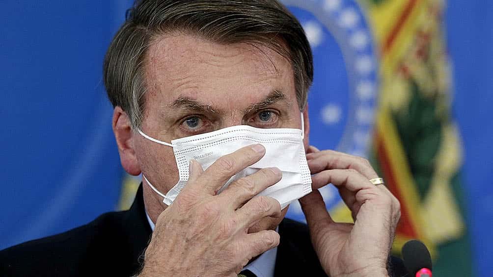 Bolsonaro asegura que no comprará la vacuna china