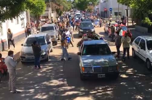 Una multitud despidió al intendente de Gualeguay