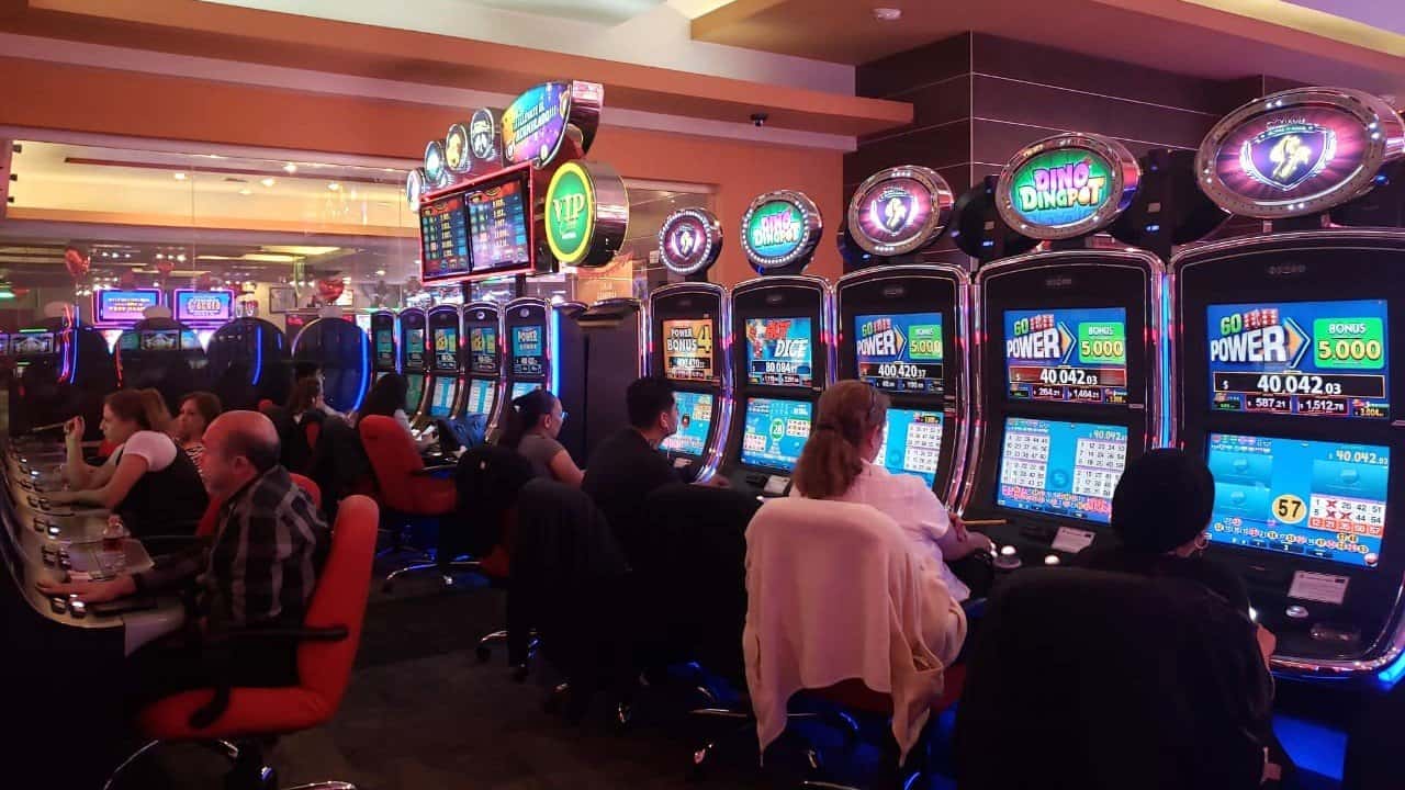 Se aprobó el funcionamiento de las salas de  juego y casinos
