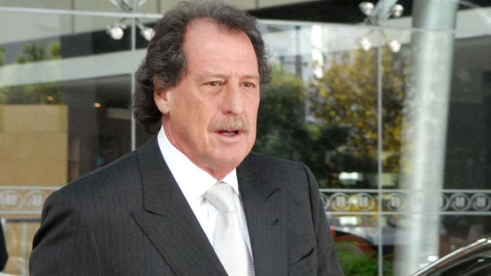 Murió el banquero Jorge Brito al  caer su helicóptero en Salta