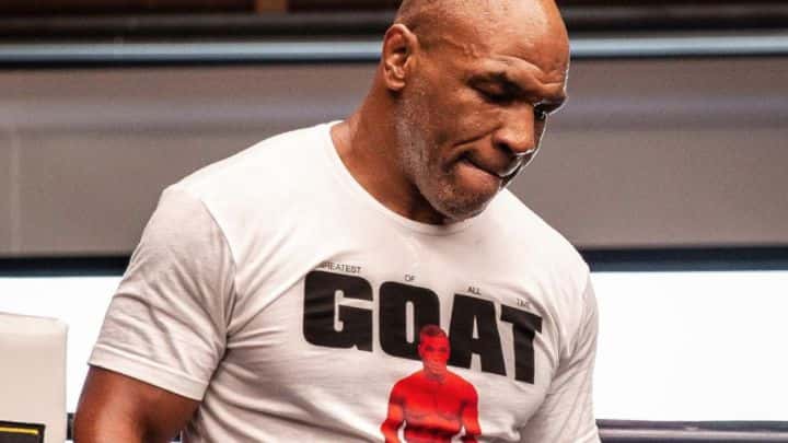 Mike Tyson vuelve al boxeo en una exhibición con Roy Jones