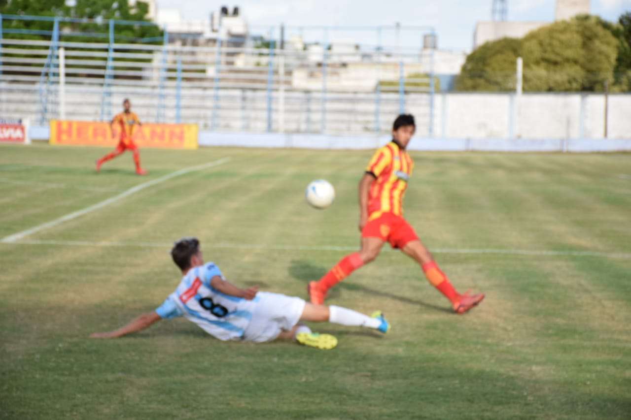  Federal A   Juventud Unida cerró el año con  un vibrante empate ante Boca Unidos 
