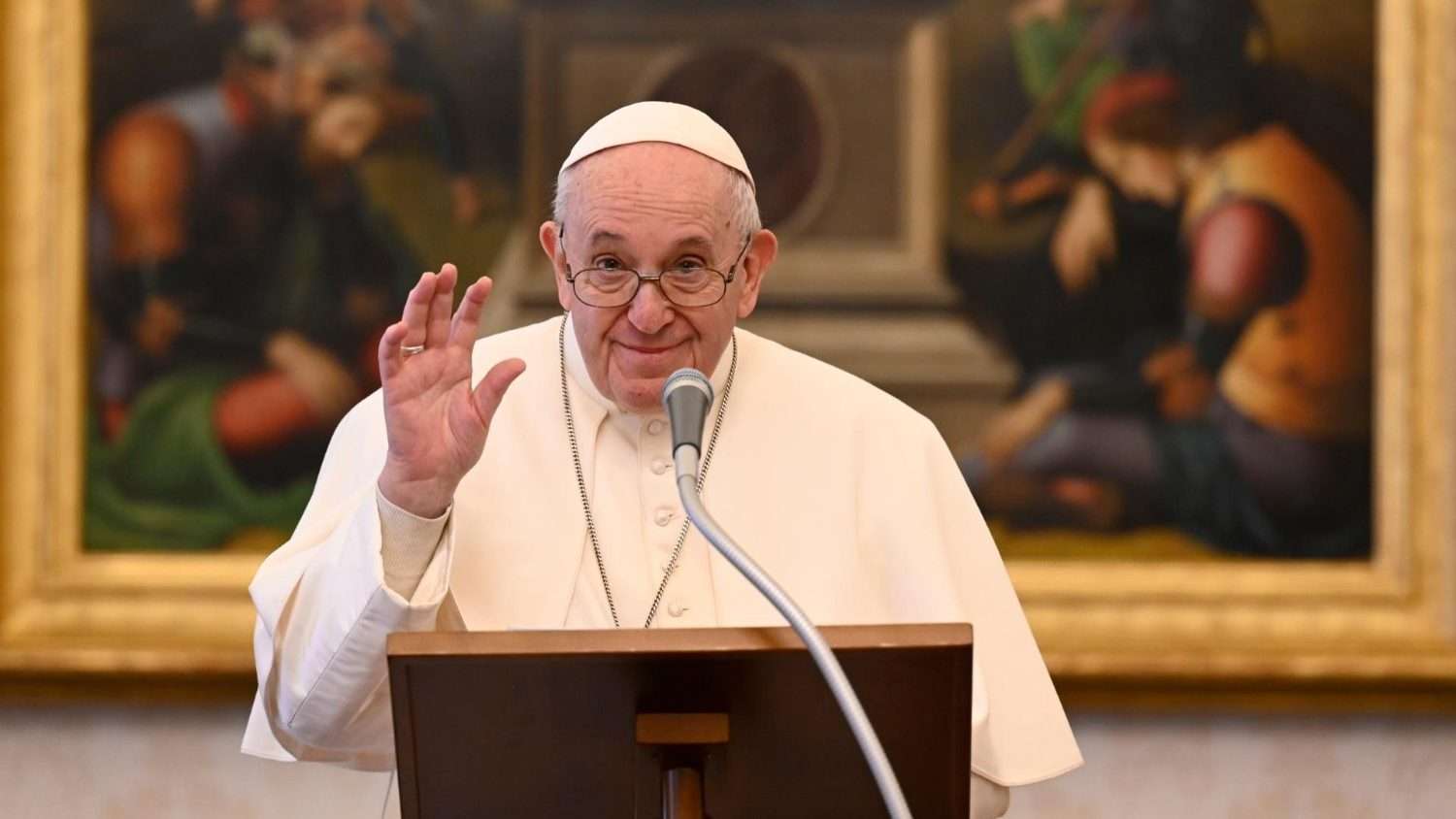 El papa Francisco expresó solidaridad con   Indonesia tras sismo y accidente de avión