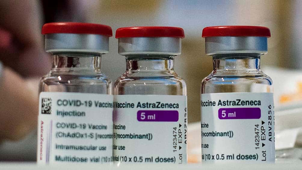  Nuevo estudio: AstraZeneca anunció que su vacuna es 79% eficaz y no genera trombosis
