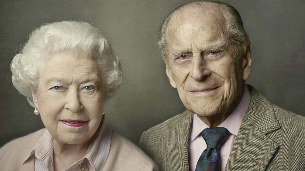 La reina Isabel II siente  un "gran vacío" por la muerte  del príncipe Felipe