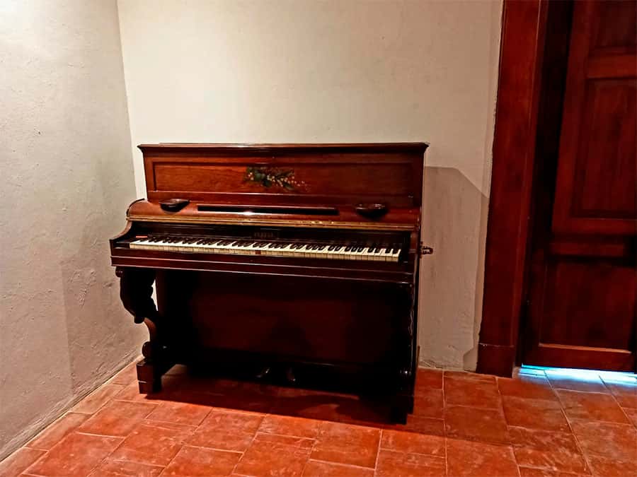 Donan un piano Pleyel para el Museo Casa Natal de Fray Mocho