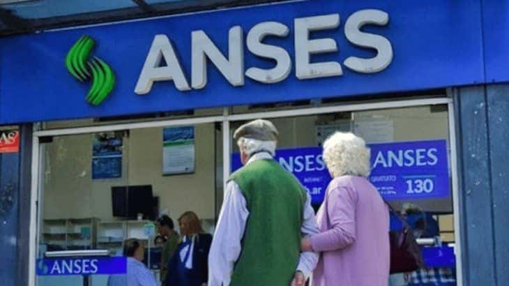 Anses oficializó aumento de jubilaciones y anunció cronogramas de pagos