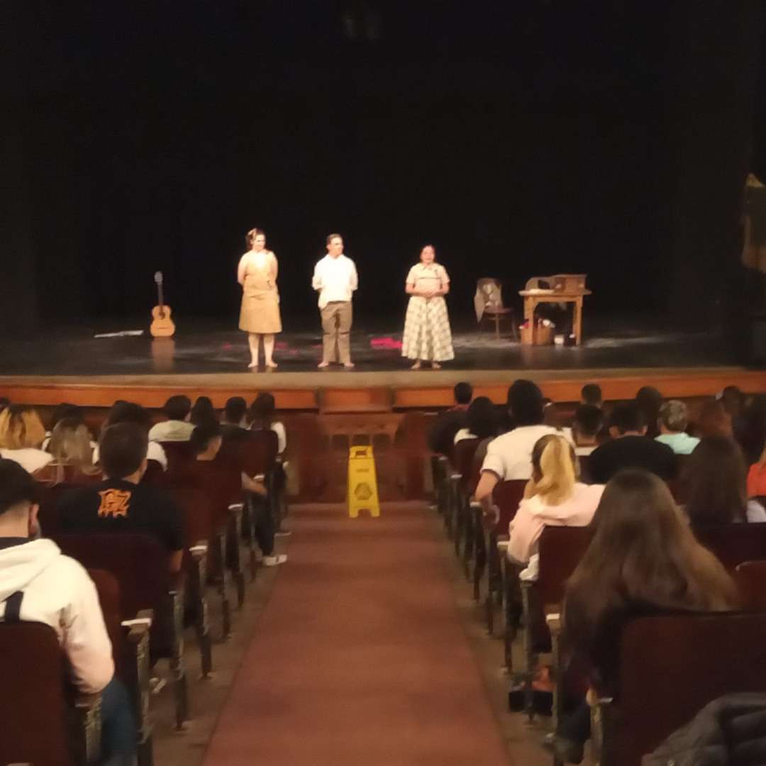 En el Teatro Gualeguaychú,  unos 300 chicos participaron  del Ciclo Volver a Vernos   