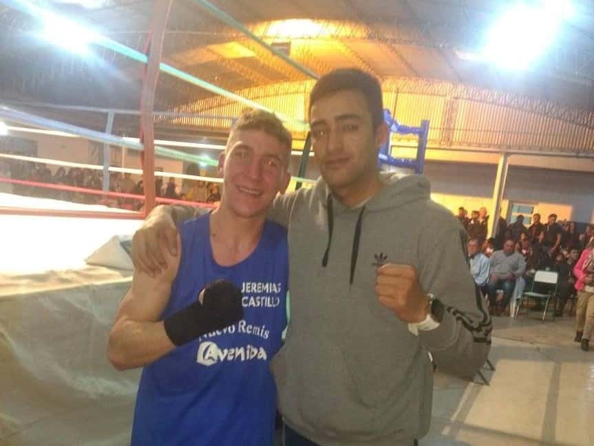 Boxeo: Castillo perdió por puntos ante Daniel Almada en Los Charrúas 