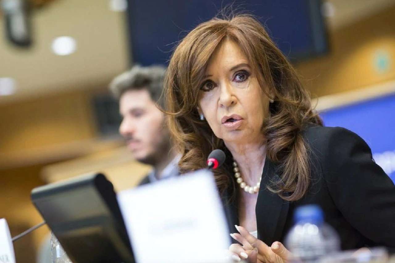 Ruta del dinero K: Casanello le dio intervención a  la AFIP y a la UIF antes de definir la situación de Cristina Kirchner