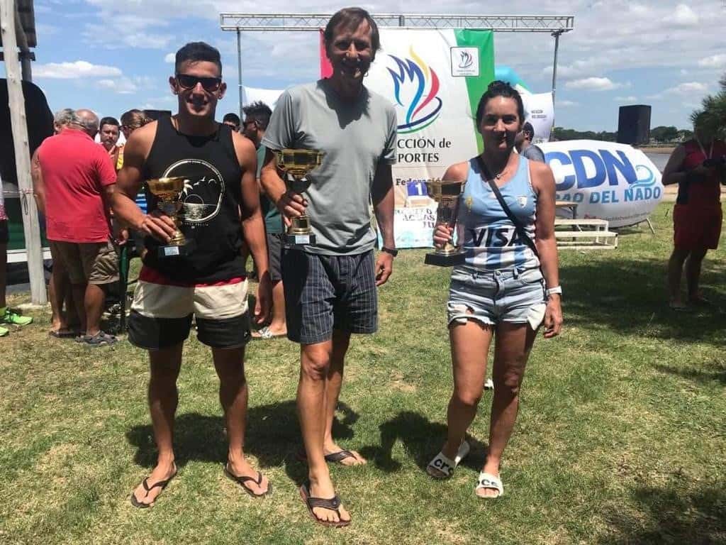 Nadadores locales compitieron en el Campeonato de Aguas Abiertas en Federación