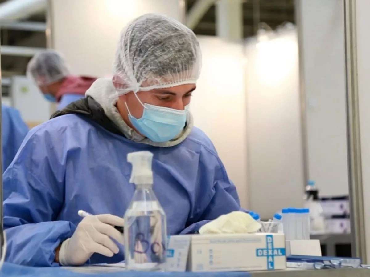 Otros 34 muertos y 4.555 nuevos  contagios de coronavirus en Argentina